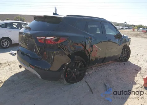 2022 Chevrolet Blazer Fwd 3Lt from USA, damaged, VIN 3GNKBDRS5NS152121